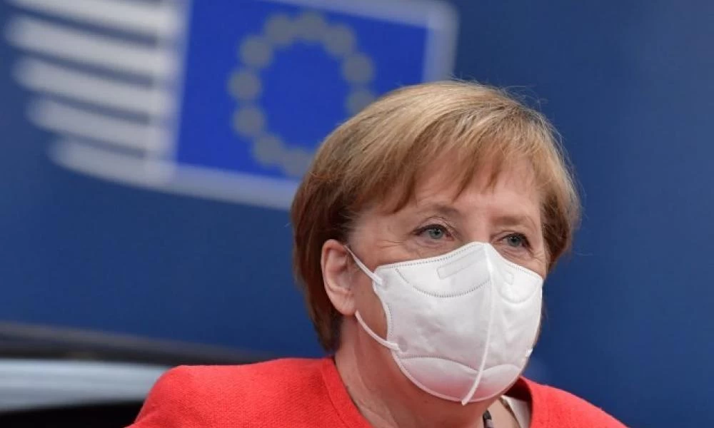 "Γερμανική προπαγάνδα" ότι η Μέρκελ «έσωσε» την Ελλάδα από πόλεμο